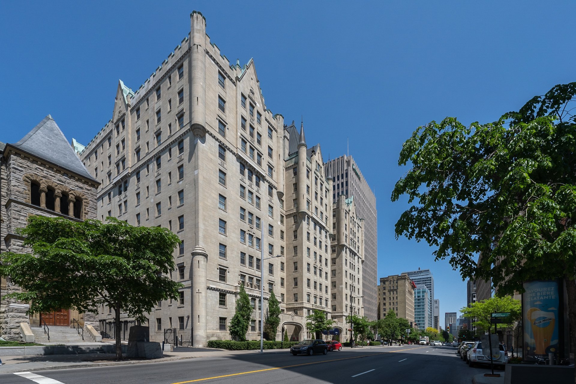 #C-40-1321 Rue Sherbrooke O.