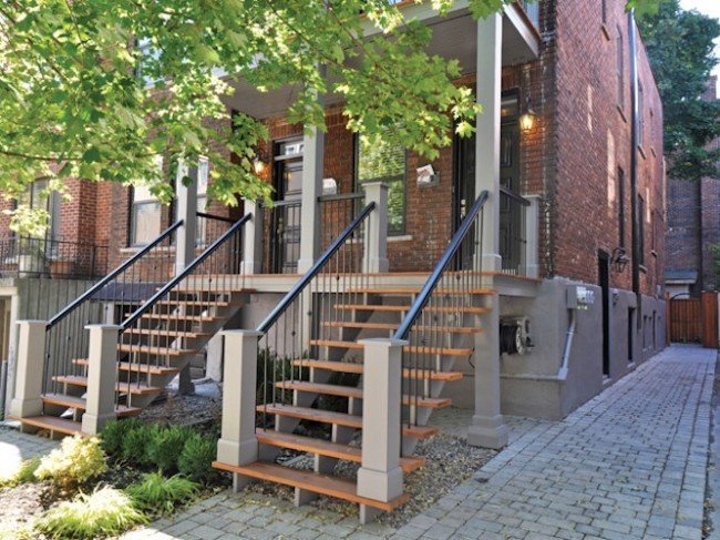 2136 Av. Northcliffe